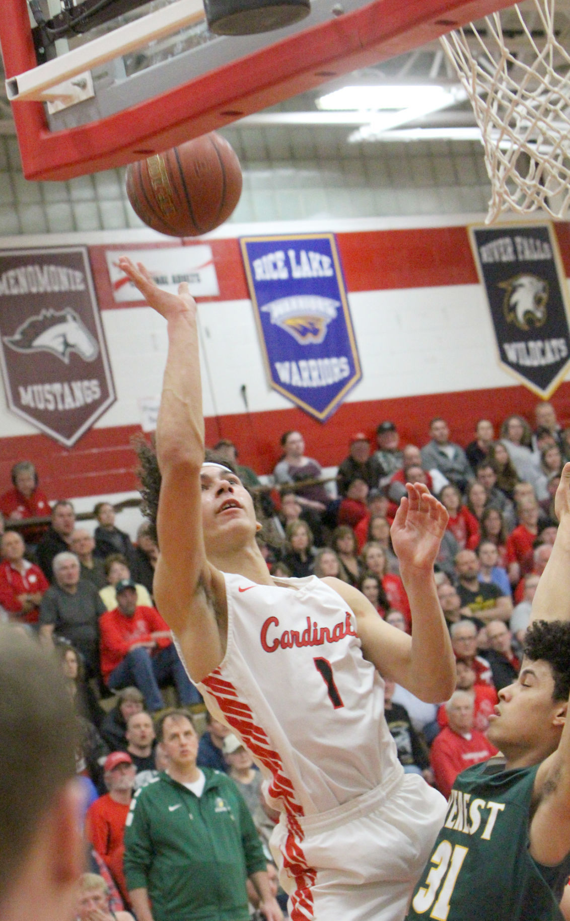 D.C. Everest at Chi-Hi boys basketball 3-7-20